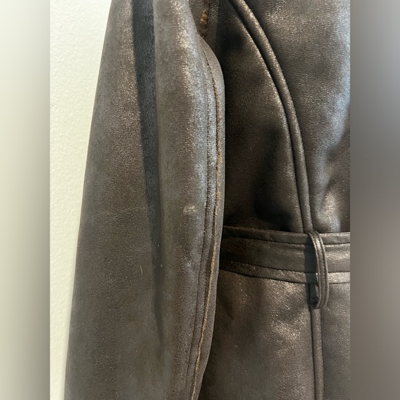 Davinchy Faux Shearling Winter Coat - Picture 8 of 11